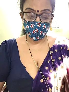 sweet-lotus online show from 11-22-25, 05:28