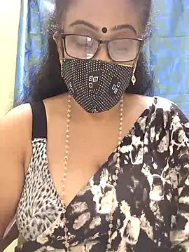 sweet-lotus online show from 10-28-25, 06:29