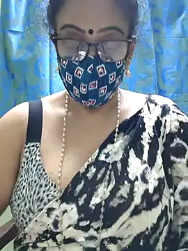 sweet-lotus online show from 11-26-25, 04:18