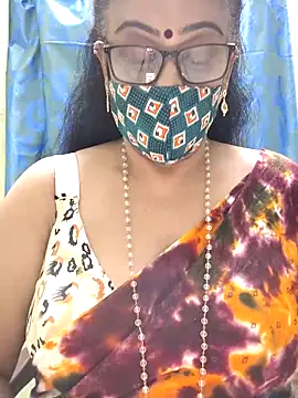 sweet-lotus online show from 10-26-25, 05:24