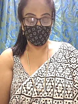 sweet-lotus online show from 04-14-26, 06:57