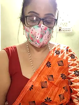 sweet-lotus online show from 04-18-26, 05:54