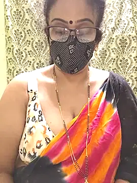 Snapshot of sweet-lotus chatting on 10-21-25, 10:53 sweet-lotus online show from 10-21-25, 10:53