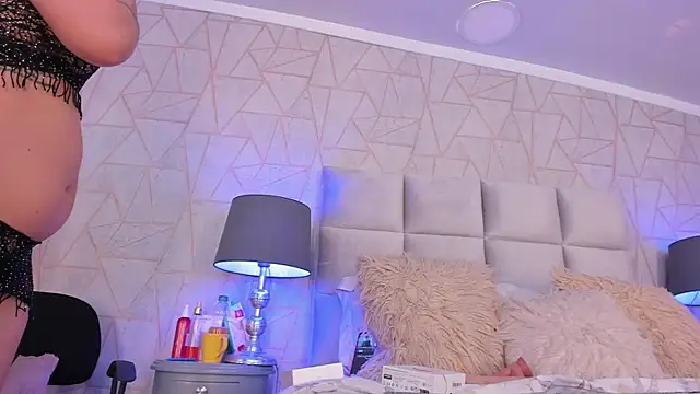 Snapshot of Yara_Bliss_ chatting on 01-06-26, 05:28 Yara Bliss online show from 01-06-26, 05:28