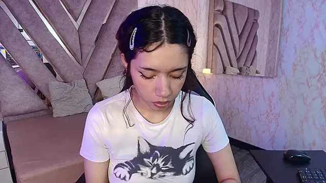 Snapshot of redd_pandaa chatting on 05-29-26, 03:12 redd pandaa online show from 05-29-26, 03:12