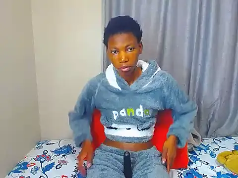 Snapshot of JuicyAdiction chatting on 06-19-26, 01:06 JuicyAdiction online show from 06-19-26, 01:06