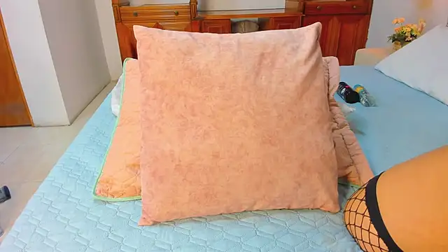 Tatihornyy online show from 10-25-25, 11:31