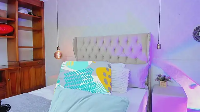 Snapshot of Tatihornyy chatting on 02-16-26, 11:31 Tatihornyy online show from 02-16-26, 11:31