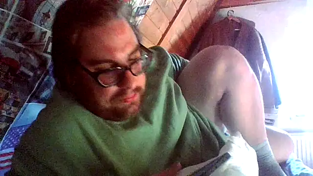 chubbyDavid1998 online show from 10-27-25, 12:17