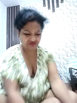 Snapshot of Cute-Janvi20 chatting on 05-12-26, 05:48 Cute-Janvi20 online show from 05-12-26, 05:48