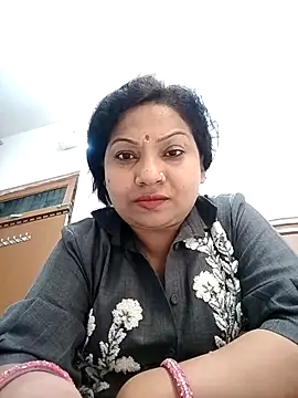 Snapshot of Cute-Janvi20 chatting on 04-17-26, 05:27 Cute-Janvi20 online show from 04-17-26, 05:27