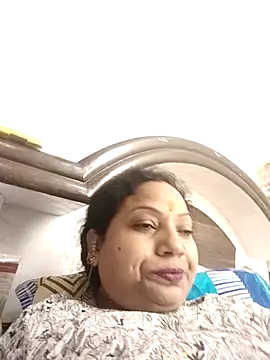 Cute-Janvi20 online show from 09-15-25, 02:17