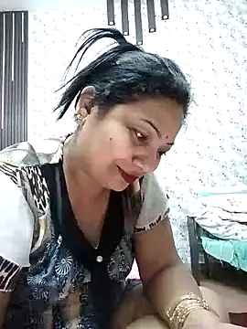 Cute-Janvi20 online show from 04-14-26, 05:34