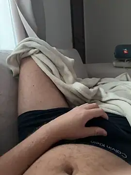 Snapshot of HommeSecret- chatting on 09-19-25, 05:50 HommeSecret- online show from 09-19-25, 05:50