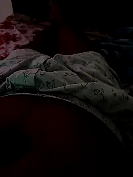 Snapshot of YoniTantraIndia chatting on 10-07-25, 06:20 YoniTantraIndia online show from 10-07-25, 06:20