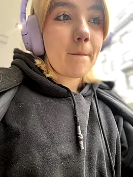 Cherry   Blossom online show from 10-13-25, 09:11