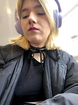 Cherry   Blossom online show from 10-12-25, 09:10