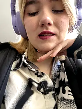 Cherry   Blossom online show from 10-08-25, 11:12