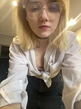 Cherry   Blossom online show from 12-15-25, 09:04