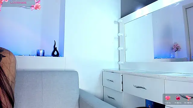 Alykass online show from 11-28-25, 10:10