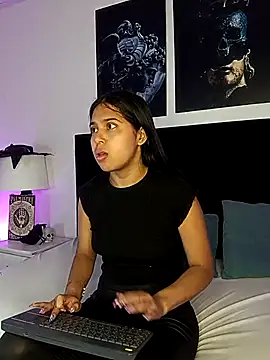 VioletaBliss1 online show from 10-25-25, 11:53