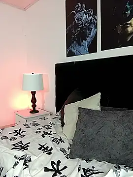 VioletaBliss1 online show from 01-13-26, 12:31