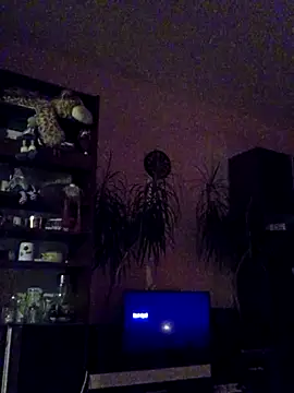 Snapshot of _Little_Sweatie_ chatting on 11-02-25, 01:21 Little Sweatie online show from 11-02-25, 01:21