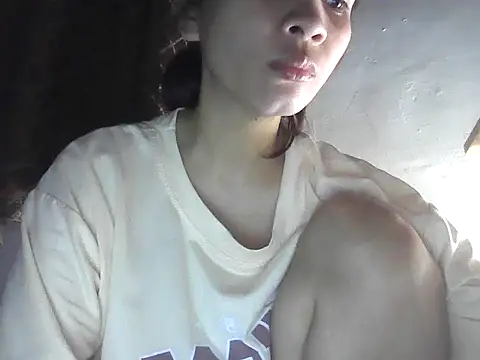 ivyloving4you online show from 10-13-25, 09:38