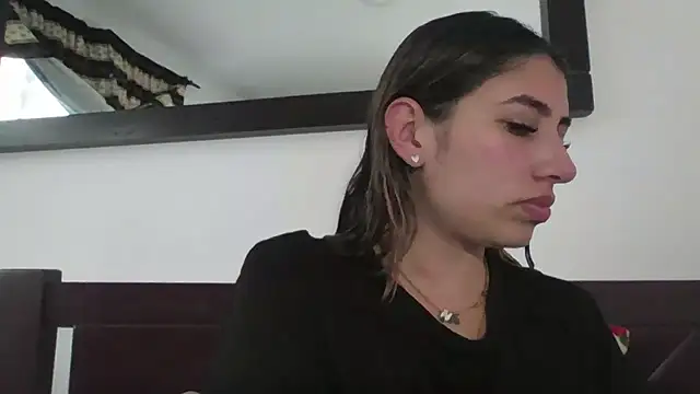 Snapshot of AriaBliss- chatting on 02-16-26, 07:01 AriaBliss- online show from 02-16-26, 07:01