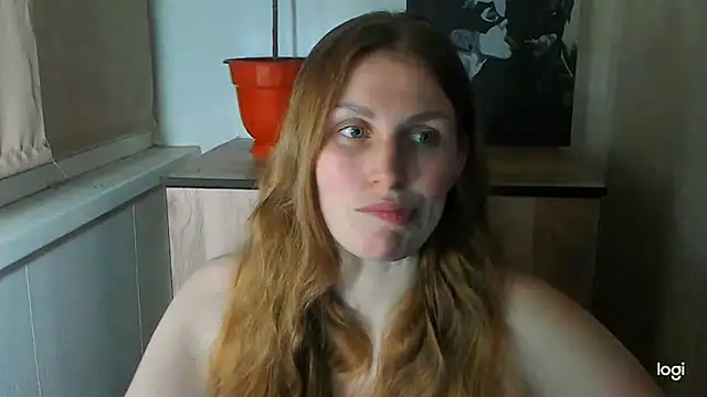 Snapshot of JuliaMuuun chatting on 07-15-26, 08:38 JuliaMuuun online show from 07-15-26, 08:38