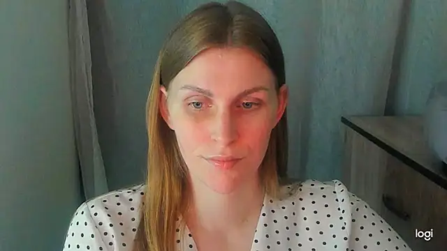 Snapshot of JuliaMuuun chatting on 06-26-26, 09:31 JuliaMuuun online show from 06-26-26, 09:31