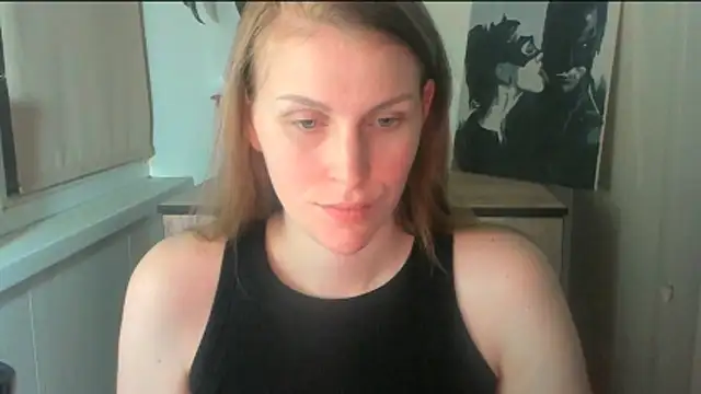 Snapshot of JuliaMuuun chatting on 04-14-26, 09:20 JuliaMuuun online show from 04-14-26, 09:20