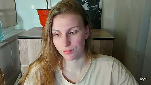 Snapshot of JuliaMuuun chatting on 07-21-26, 10:00 JuliaMuuun online show from 07-21-26, 10:00