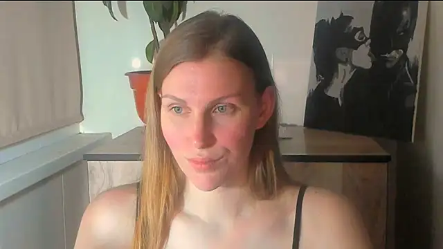 Snapshot of JuliaMuuun chatting on 04-08-26, 10:22 JuliaMuuun online show from 04-08-26, 10:22