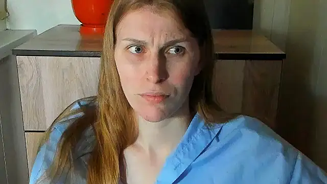 Snapshot of JuliaMuuun chatting on 07-22-26, 10:34 JuliaMuuun online show from 07-22-26, 10:34