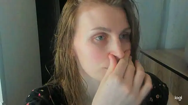 Snapshot of JuliaMuuun chatting on 06-15-26, 09:58 JuliaMuuun online show from 06-15-26, 09:58
