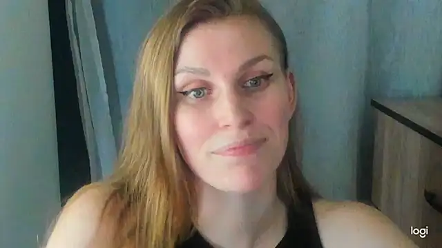 Snapshot of JuliaMuuun chatting on 06-11-26, 09:01 JuliaMuuun online show from 06-11-26, 09:01