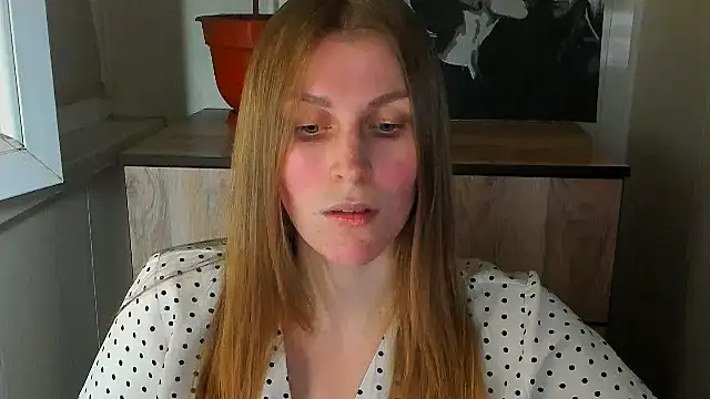 Snapshot of JuliaMuuun chatting on 07-16-26, 09:01 JuliaMuuun online show from 07-16-26, 09:01