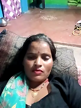 Snapshot of Neelamt12 chatting on 10-20-25, 04:51 Neelamt12 online show from 10-20-25, 04:51