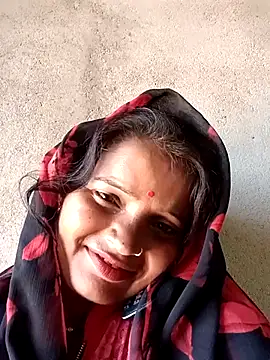 Snapshot of Neelamt12 chatting on 09-23-25, 05:47 Neelamt12 online show from 09-23-25, 05:47