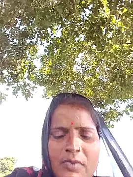 Snapshot of Neelamt12 chatting on 10-04-25, 08:27 Neelamt12 online show from 10-04-25, 08:27