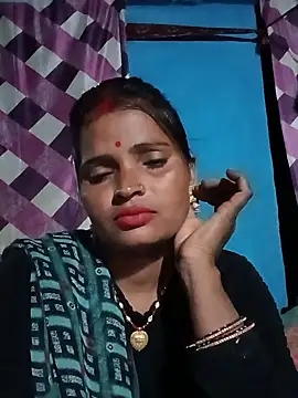 Snapshot of Neelamt12 chatting on 10-17-25, 03:03 Neelamt12 online show from 10-17-25, 03:03