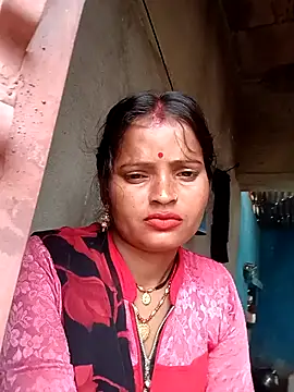 Snapshot of Neelamt12 chatting on 09-27-25, 02:07 Neelamt12 online show from 09-27-25, 02:07