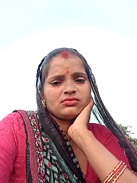 Snapshot of Neelamt12 chatting on 09-14-25, 12:38 Neelamt12 online show from 09-14-25, 12:38
