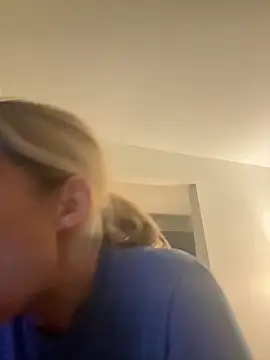 BaddieBossXX2 online show from 12-05-25, 08:02
