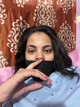 Snapshot of Sandhya_77 chatting on 04-19-26, 07:42 Sandhya 77 online show from 04-19-26, 07:42