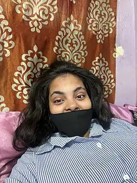 Snapshot of Sandhya_77 chatting on 05-07-26, 05:11 Sandhya 77 online show from 05-07-26, 05:11