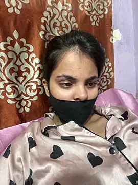 Snapshot of Sandhya_77 chatting on 05-08-26, 05:44 Sandhya 77 online show from 05-08-26, 05:44