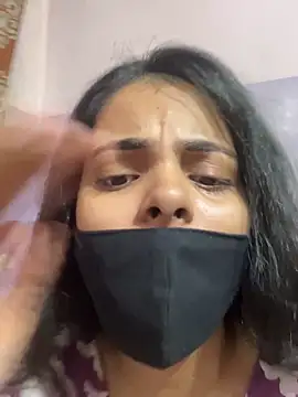 Snapshot of Sandhya_77 chatting on 06-11-26, 03:25 Sandhya 77 online show from 06-11-26, 03:25