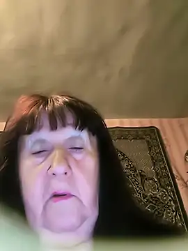 Snapshot of CrystalLime6411 chatting on 04-16-26, 05:25 CrystalLime6411 online show from 04-16-26, 05:25